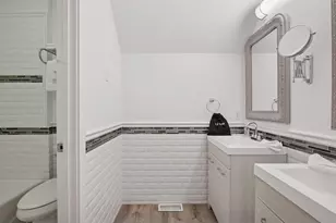 1032 Gardner St E, Wayzata, MN 55391 - Photo 29