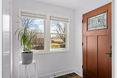 336 18th Avenue N, Hopkins, MN 55343 - Photo 3