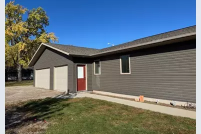 1175 Front Street, Staples, MN 56479 - Photo 9