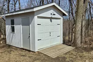 116 Lockey Ave, Center City, MN 55012 - Photo 13