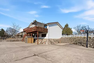 8101 Idaho Avenue N, Brooklyn Park, MN 55445 - Photo 11