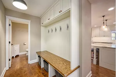 1832 Essex Road, Hopkins, MN 55305 - Photo 21