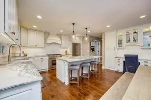 1832 Essex Rd, Hopkins, MN 55305 - Photo 17