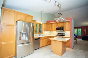 601 Sterling St S, Maplewood, MN 55119 - Photo 15