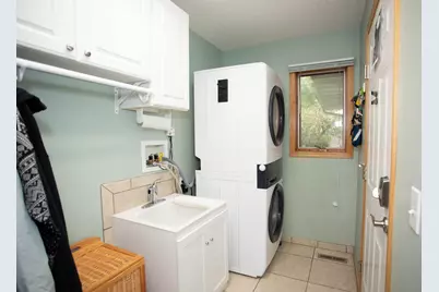 601 Sterling Street S, Maplewood, MN 55119 - Photo 27