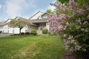 601 Sterling St S, Maplewood, MN 55119 - Photo 5