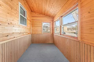 413 S Sherman St, Houston, MN 55943 - Photo 9