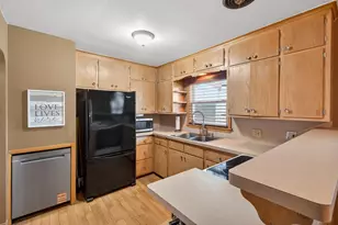1700 Cottage Ave E, Saint Paul, MN 55106 - Photo 9