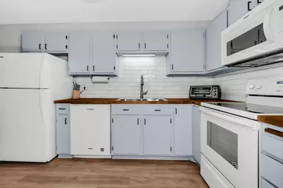 7501 W 101st Street #320, Bloomington, MN 55438 - Photo 5