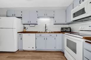 7501 W 101st St, Bloomington, MN 55438 - Photo 5