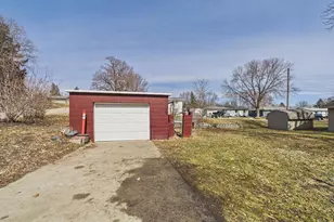 300 E 8th St, Starbuck, MN 56381 - Photo 33