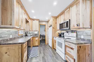 300 E 8th St, Starbuck, MN 56381 - Photo 5