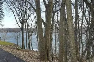 6603 Horseshoe Curv, Chanhassen, MN 55317 - Photo 1