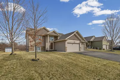 1018 Wendover Street NE, Isanti, MN 55040 - Photo 5