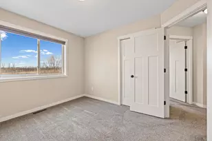 1018 Wendover St NE, Isanti, MN 55040 - Photo 21