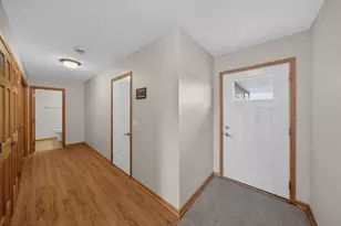 406 Tee Box Ln NE, Stewartville, MN 55976 - Photo 5