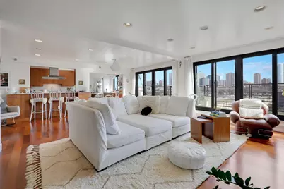 48 Groveland Terrace #414, Minneapolis, MN 55403 - Photo 3