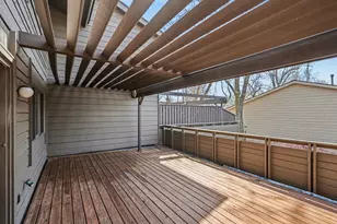 134 Birnamwood Dr, Burnsville, MN 55337 - Photo 11