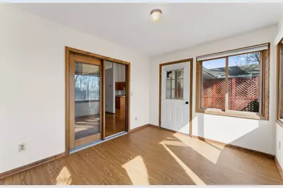 18262 Cascade Drive, Eden Prairie, MN 55347 - Photo 3