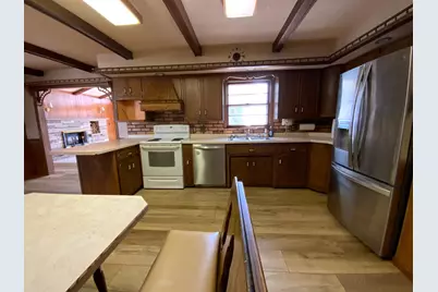 611 Stearns Avenue W, Eden Valley, MN 55329 - Photo 13