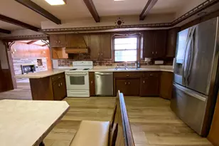 611 Stearns Ave W, Eden Valley, MN 55329 - Photo 13