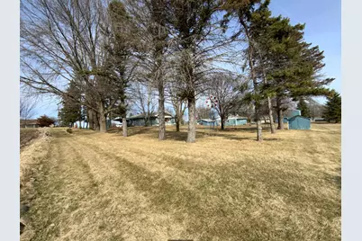 611 Stearns Avenue W, Eden Valley, MN 55329 - Photo 5