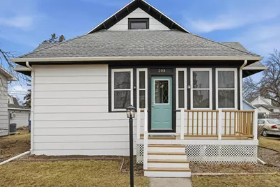 208 1 Avenue SE, Dilworth, MN 56529 - Photo 1