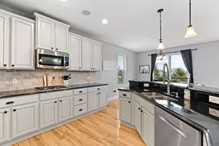 14183 Abbeyfield Court, Rosemount, MN 55068 - Photo 3