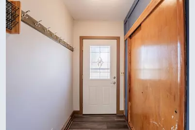 121 W Oak Street, Stanley, WI 54768 - Photo 3