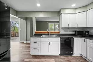 330 Division St, Excelsior, MN 55331 - Photo 23