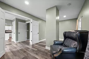 330 Division St, Excelsior, MN 55331 - Photo 27
