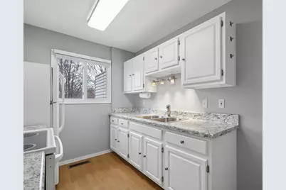 13613 Heather Hills Drive, Burnsville, MN 55337 - Photo 7