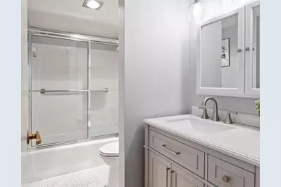 6075 Lincoln Drive #211, Edina, MN 55436 - Photo 19