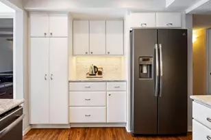 6075 Lincoln Dr, Edina, MN 55436 - Photo 9