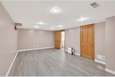 1910 Margaret Street, Saint Paul, MN 55119 - Photo 23