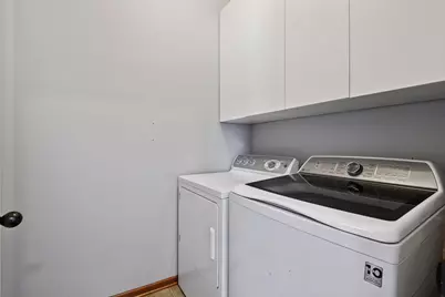 1968 Lincoln Lane, Chanhassen, MN 55317 - Photo 15