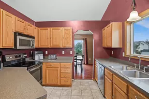 19941 Calgary Trail, Farmington, MN 55024 - Photo 7