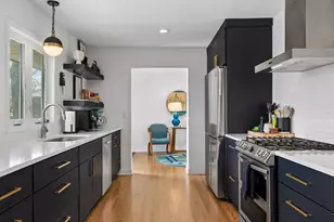 100 Ottawa Ave S, Golden Valley, MN 55416 - Photo 11