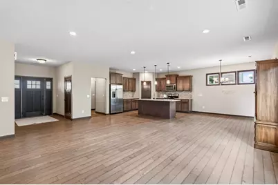 20582 Kaiser Way, Lakeville, MN 55044 - Photo 11