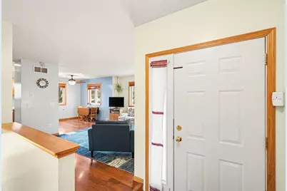 5427 Knox Avenue N, Brooklyn Center, MN 55430 - Photo 5