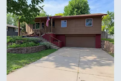 1334 17th Street W, Hastings, MN 55033 - Photo 1