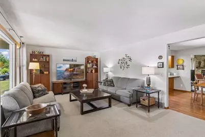 1334 17th Street W, Hastings, MN 55033 - Photo 3