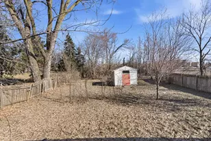 8508 Green Haven Dr, Brooklyn Park, MN 55445 - Photo 35