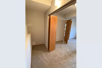 4453 Helena Road N, Oakdale, MN 55128 - Photo 37