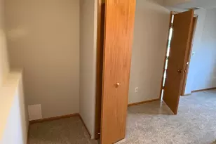 4453 Helena Rd N, Oakdale, MN 55128 - Photo 37