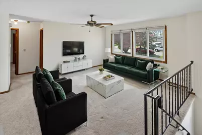 1624 84th Court N, Brooklyn Park, MN 55444 - Photo 3