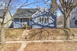 1031 Burgess St, Saint Paul, MN 55103 - Photo 3