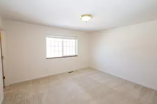 28 Carriage Ln, Owatonna, MN 55060 - Photo 11