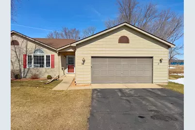 28 Carriage Lane, Owatonna, MN 55060 - Photo 1