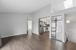 8718 Glasgow Ln, Saint Bonifacius, MN 55375 - Photo 3